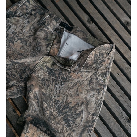 Richie Le | Real Tree Relaxed Vintage Pants - Picture 3 of 5